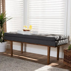 Gepolsterte Mid-Century-moderne Sitzbank mit konischen Beinen